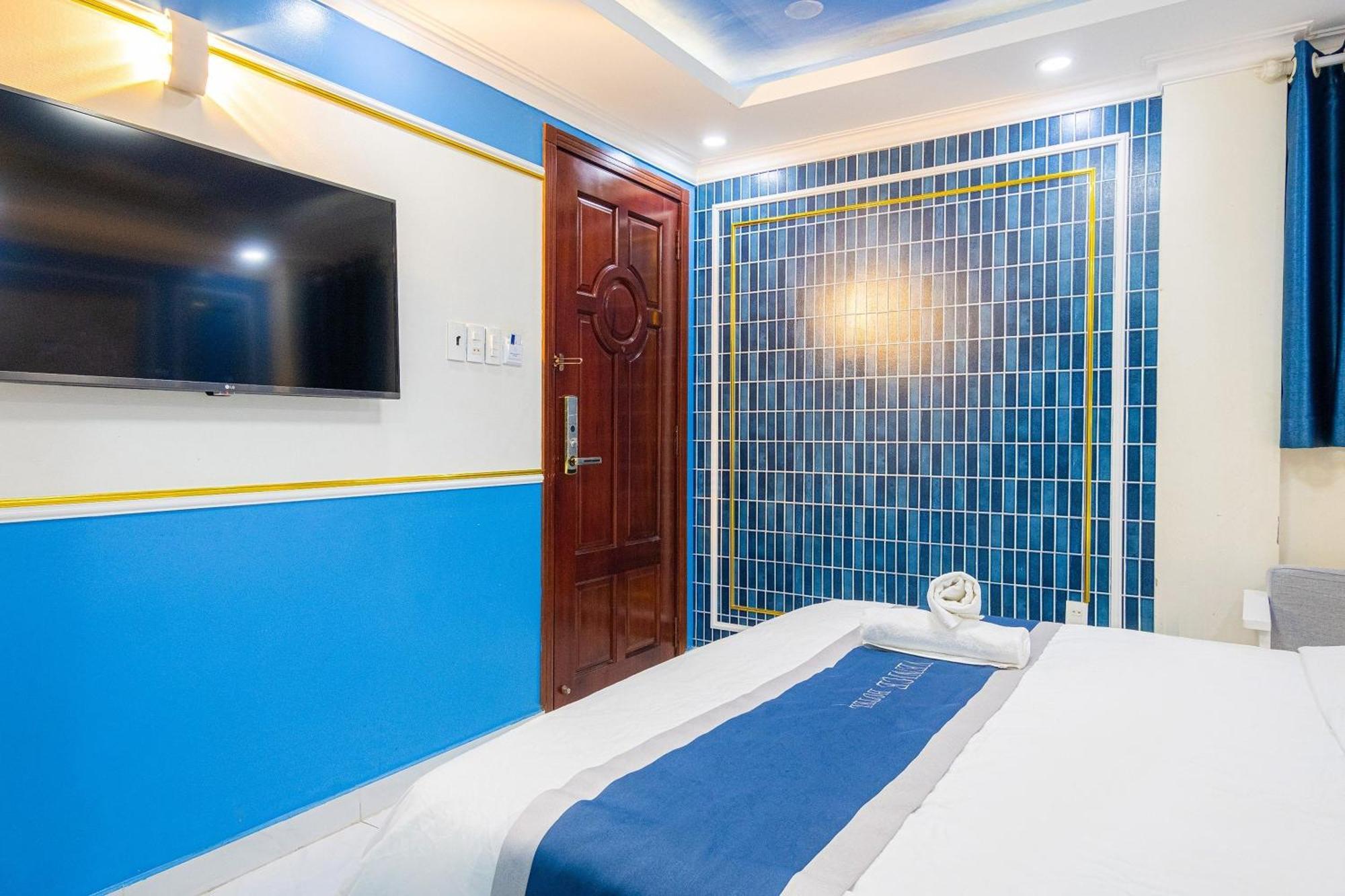 Venice Hotel Ho Chi Minh City Exterior photo